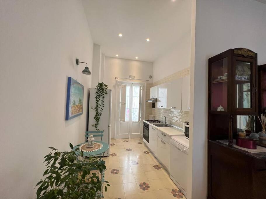 Lux Domus Apartment Bari Exterior foto
